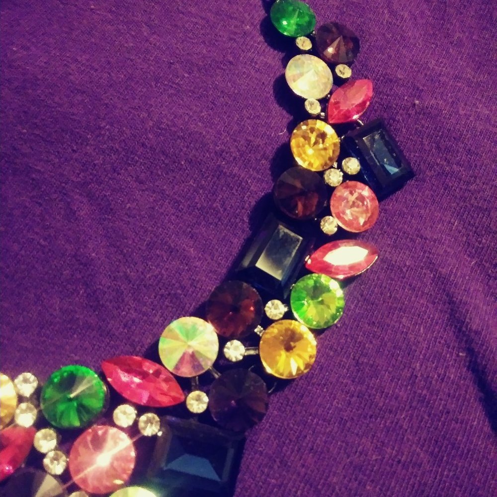 Colorful statement necklace - Picture 10 of 10